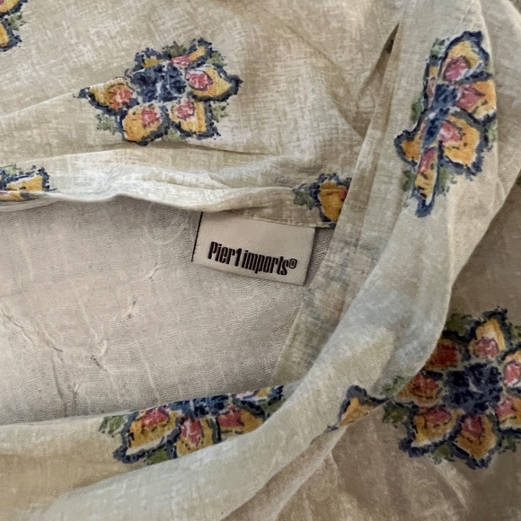 Pier One 2 King Pillow Shams - Picture 7 of 8